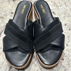 Nine West black platform sandals size 7.5